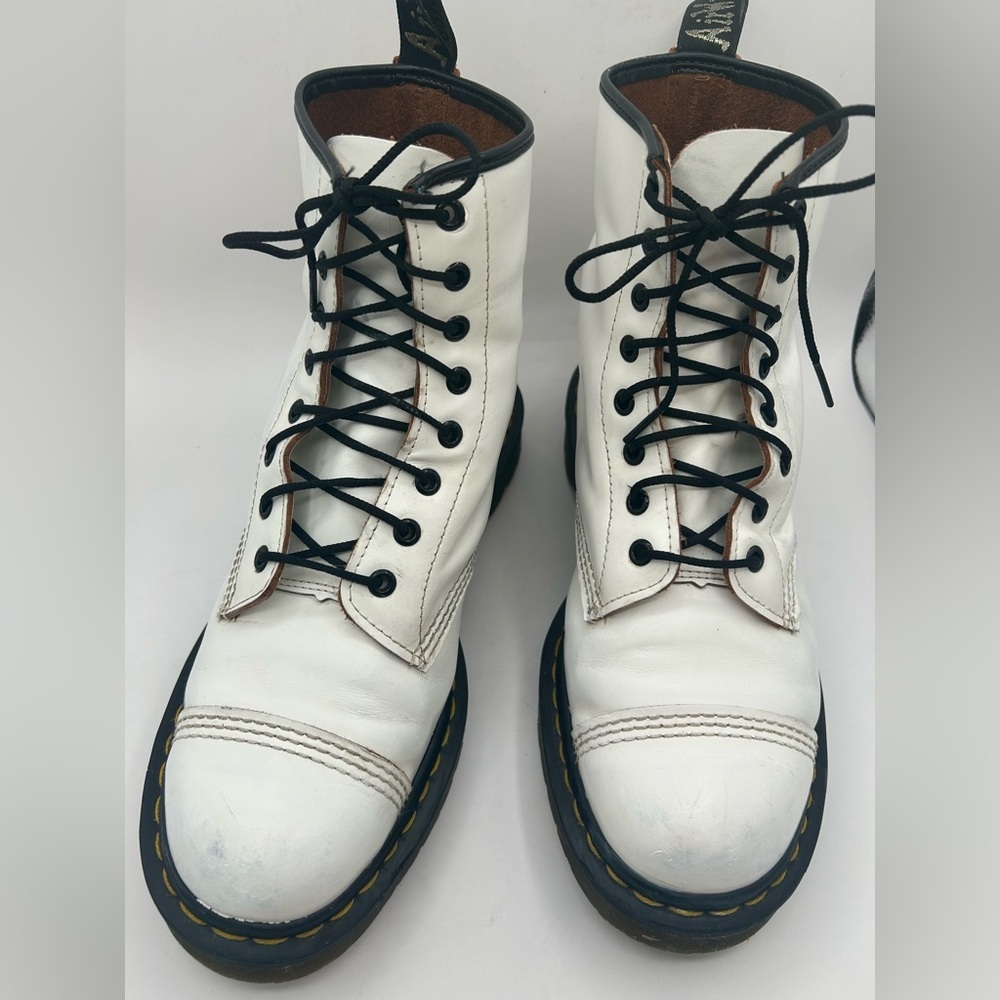 Vintage Dr. Martens White Bex Toe Cap 1460 Lace up Boot Made In England W 11 - Picture 4 of 11